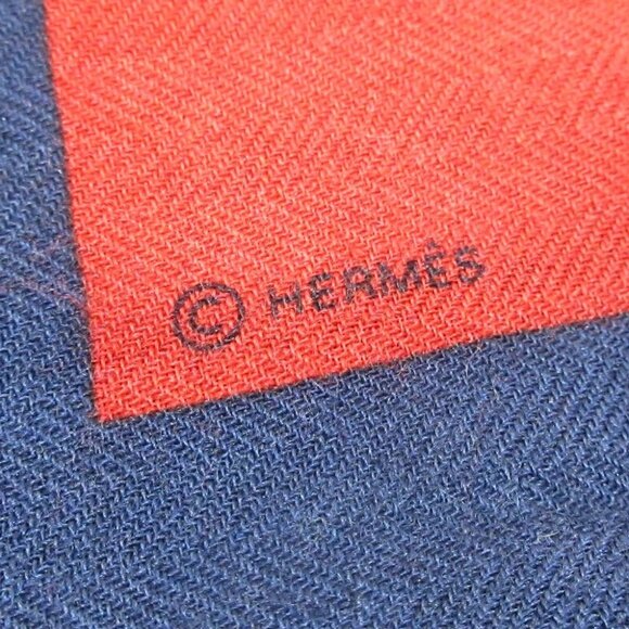 HERMES Carrejean/Shawl Carre 140 H243506S 11 Light gray Red Multi Cashmere - Picture 2 of 5